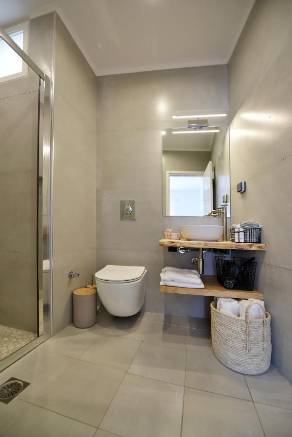 Estia Hydra Hotel Luaran gambar